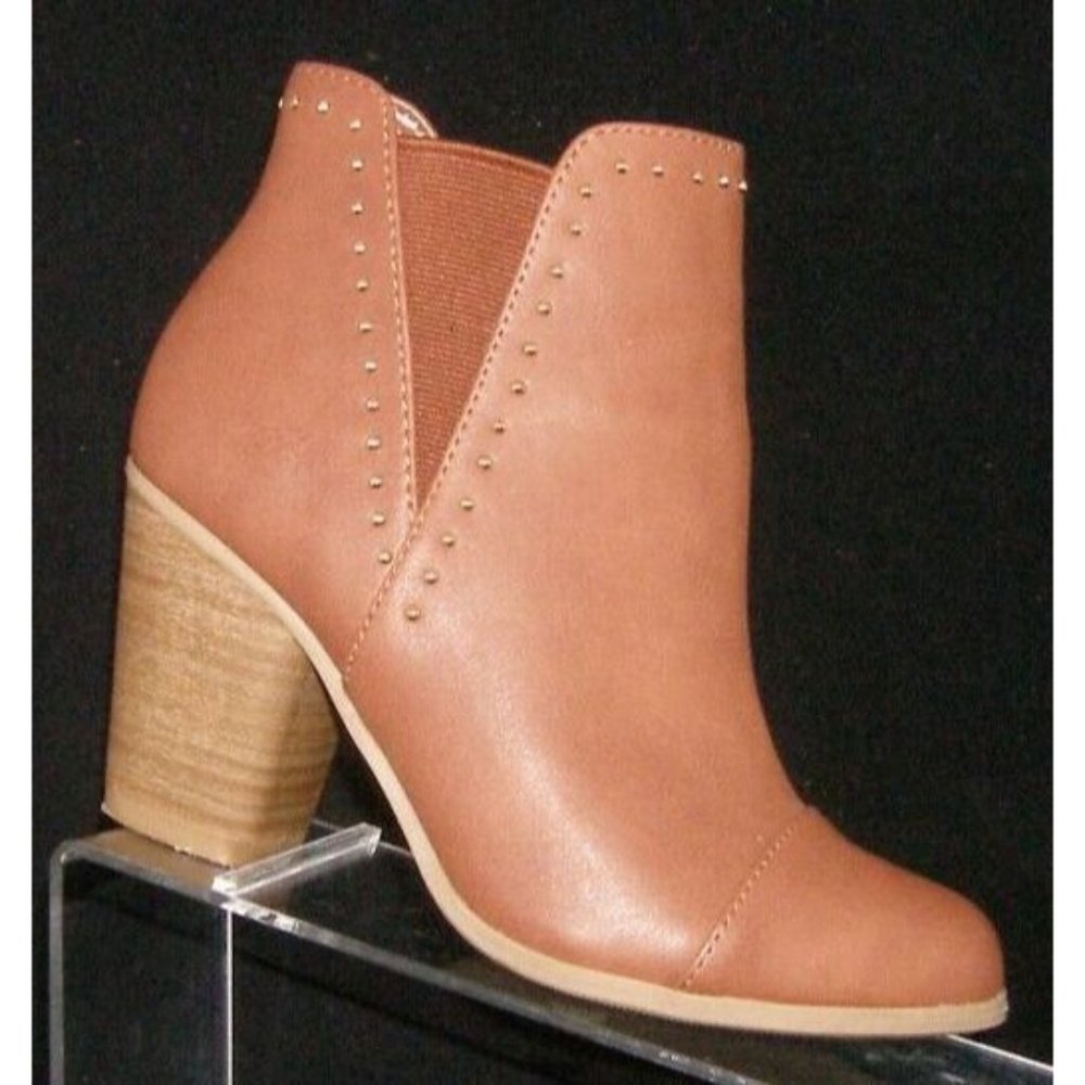 LC Lauren Conrad Courtship brown vegan studded side zip booties 6M